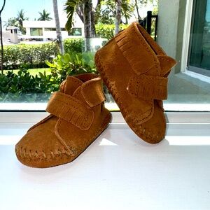 Minnetonka Brown Moccasins Soft Suede Fringe NWT Infant Size 3